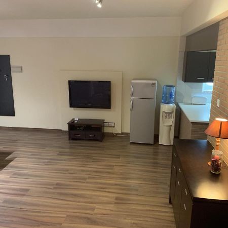 Appartamento Kika Court 2 Paralimni Esterno foto